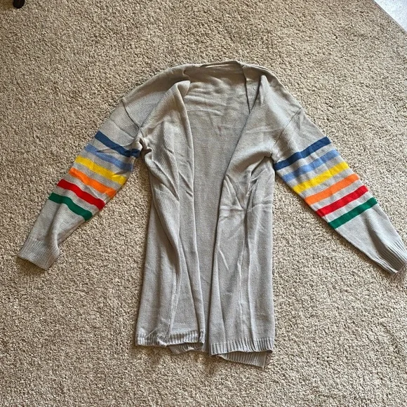 NWOT Striped Sleeve Women's Cardigan - Picture 3 of 6